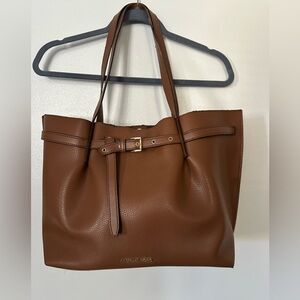 🌹Michael Kors Cognac Pebbled Leather Tote with Belt Detail🌸